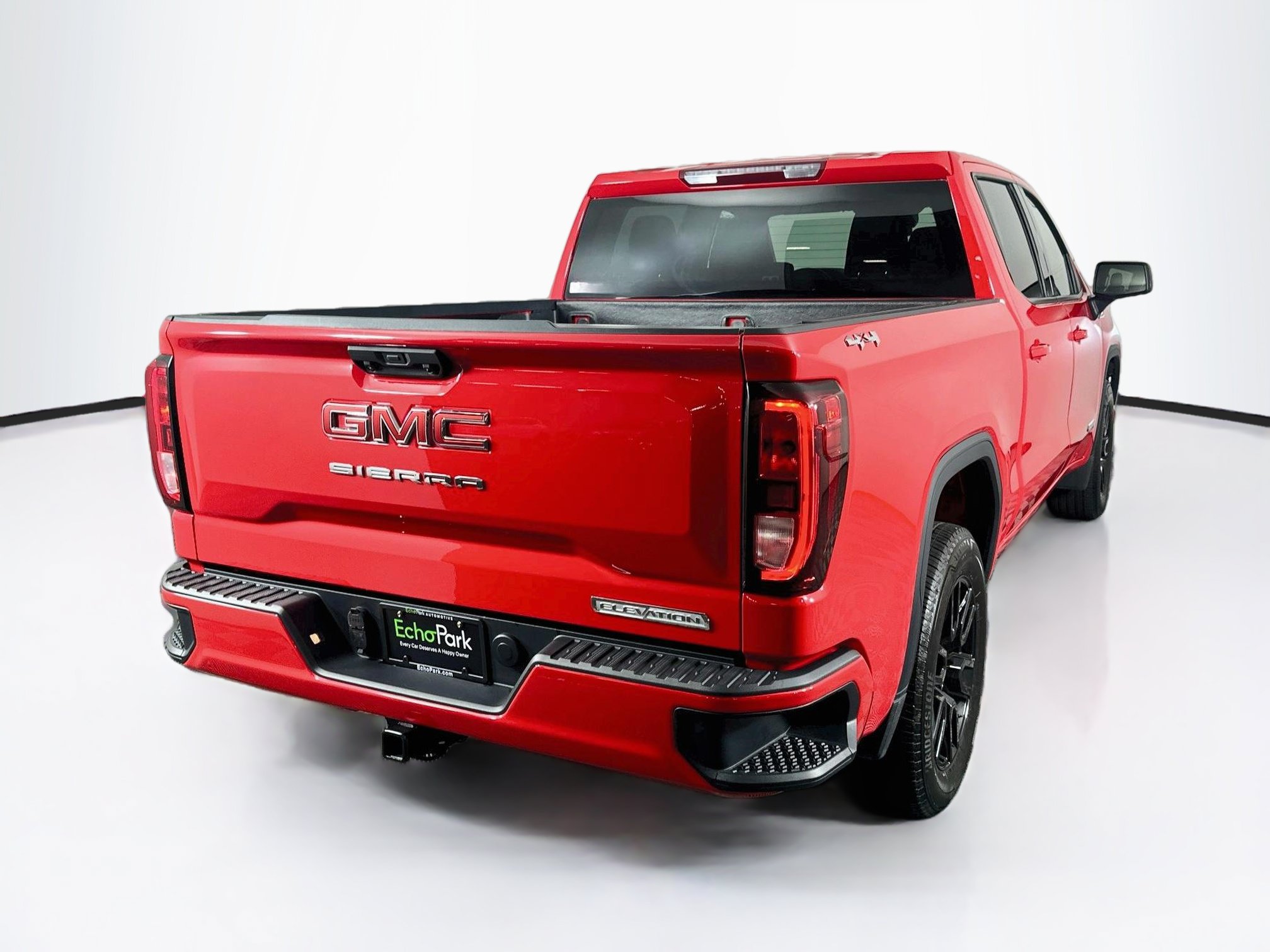 Used 2025 GMC Sierra 1500 Elevation AWD/4WD image 9
