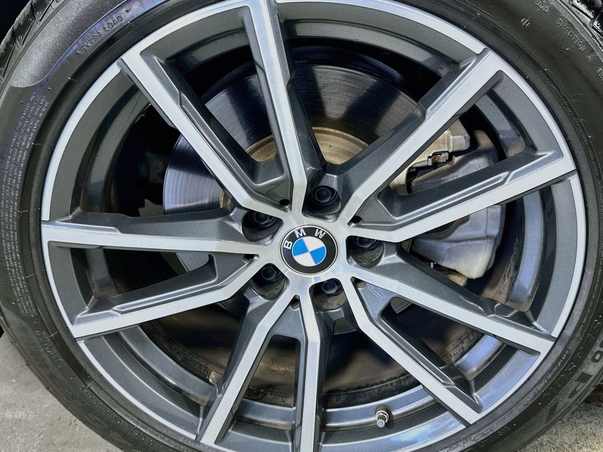 Used 2020 BMW 330i Sedan w/ Driving Assistance Package RWD image 32