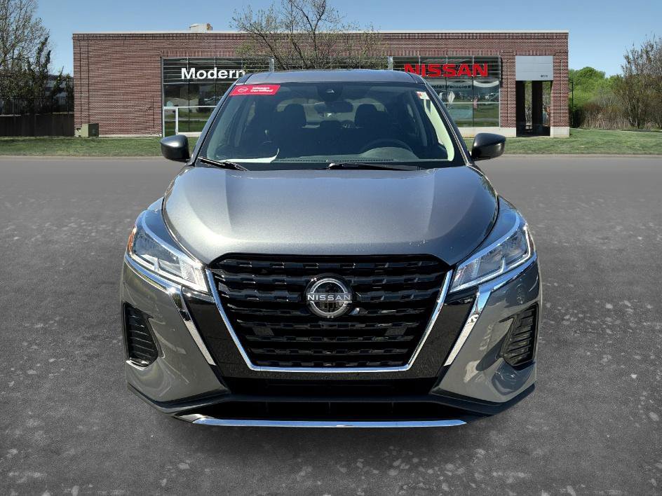 Certified 2025 Nissan Kicks Play S FWD image 6
