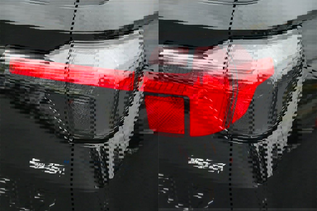 Certified 2024 Hyundai Santa Cruz Limited image 10