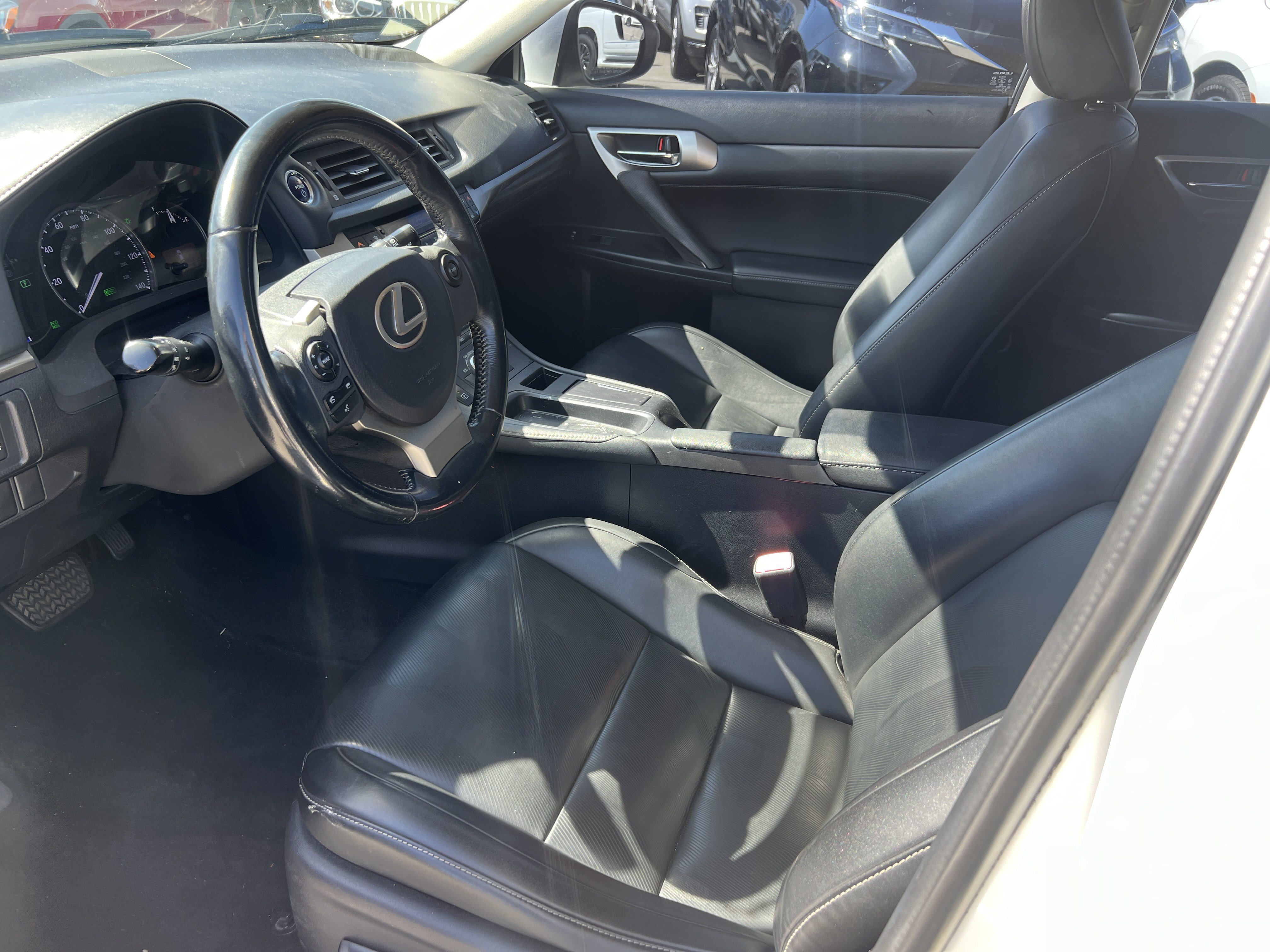 Used 2015 Lexus CT 200h FWD image 14