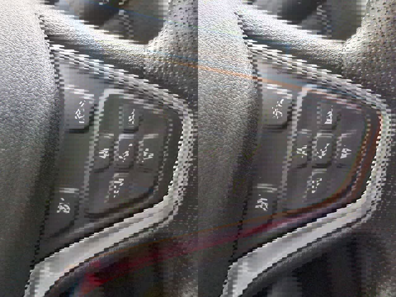 Used 2024 Chevrolet Malibu LT FWD image 26