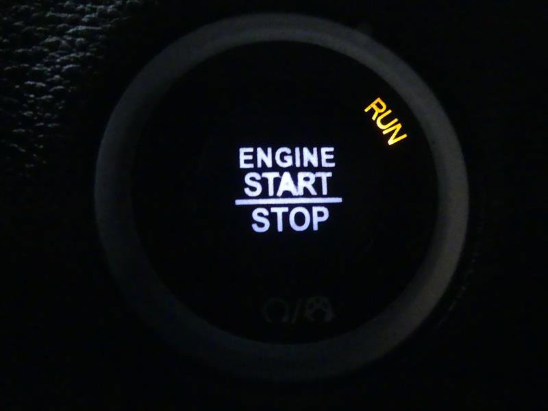 Used 2016 Dodge Challenger SXT w/ Blacktop Package RWD image 21