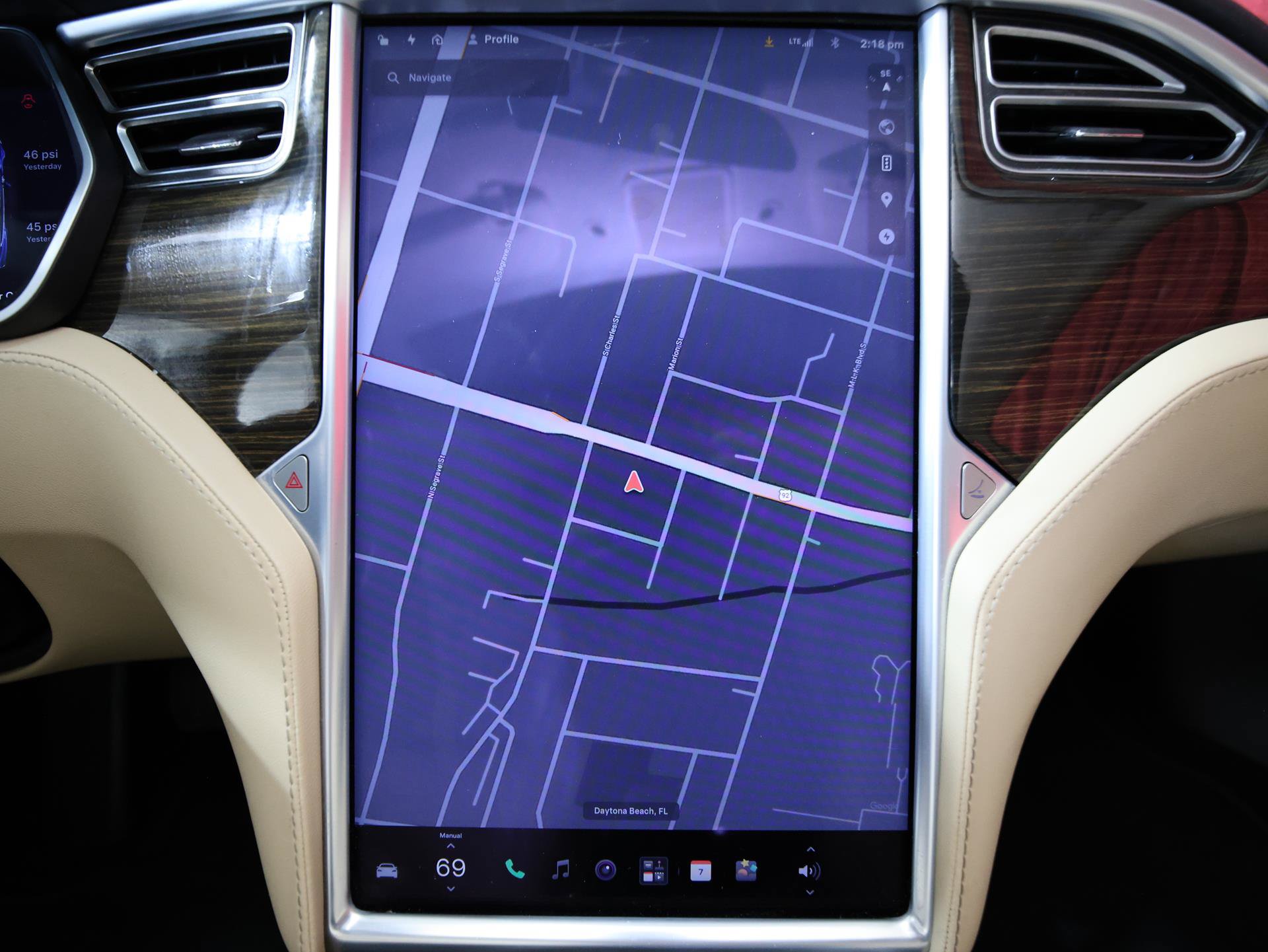 Used 2015 Tesla Model S 85 RWD image 17
