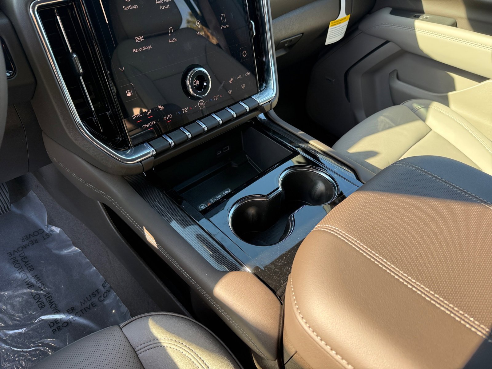 New 2026 GMC Yukon Elevation image 13