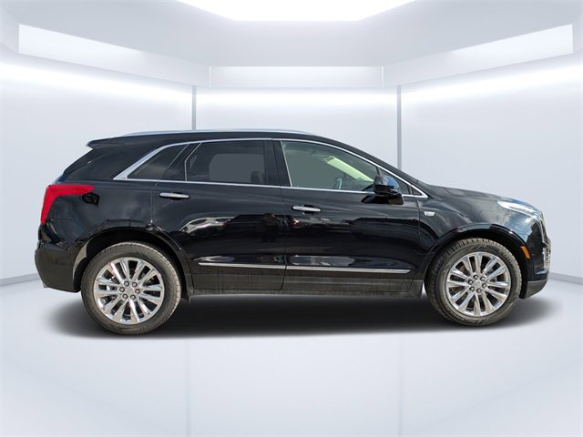 Used 2019 Cadillac XT5 Premium Luxury image 2