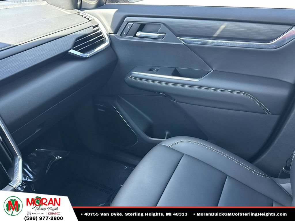 Certified 2024 GMC Acadia Elevation w/ Luxury Package AWD/4WD image 33