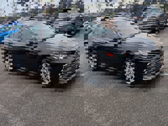 Used 2024 Toyota Camry LE image 2