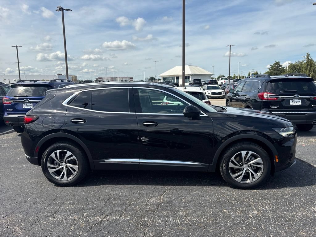 Used 2021 Buick Envision Essence w/ Technology Package I FWD image 2