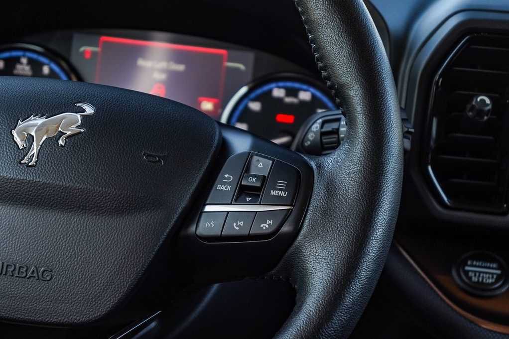 Used 2021 Ford Bronco Sport Outer Banks w/ Outer Banks Package (96D) AWD/4WD image 17