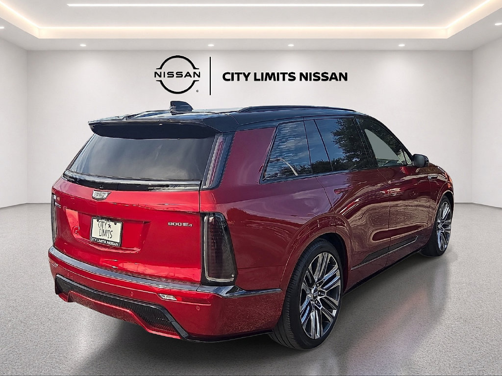 Used 2026 Cadillac Vistiq Platinum w/ LPO, Floor Liner Package AWD/4WD image 5