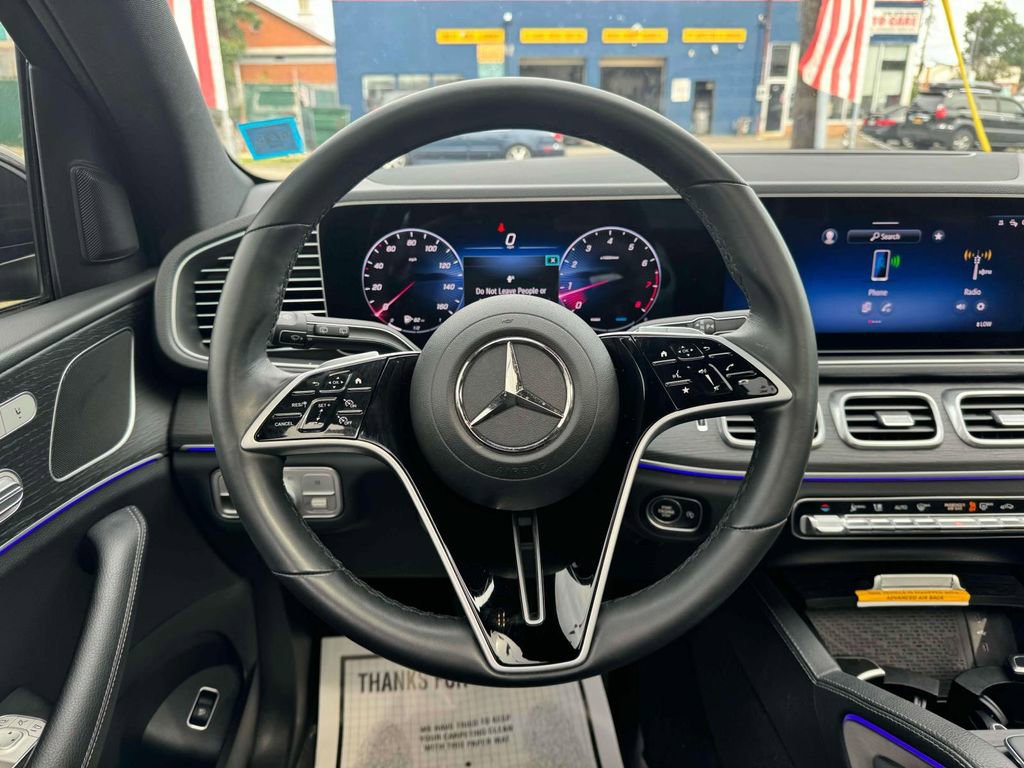 Used 2024 Mercedes-Benz GLE 350 4MATIC image 13