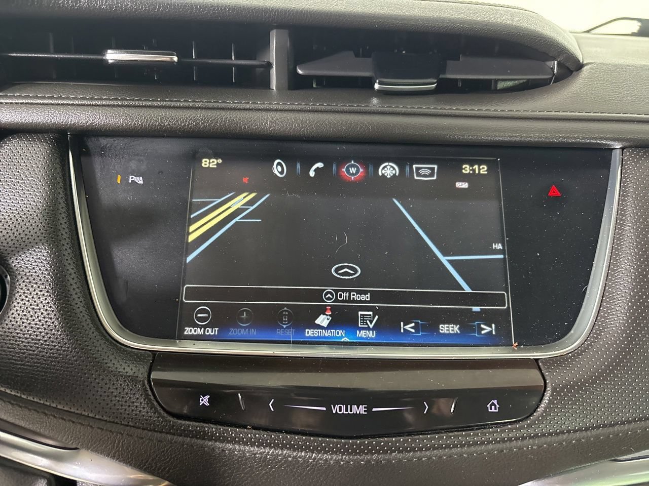 Used 2017 Cadillac XT5 Luxury w/ Driver Awareness Package FWD image 22