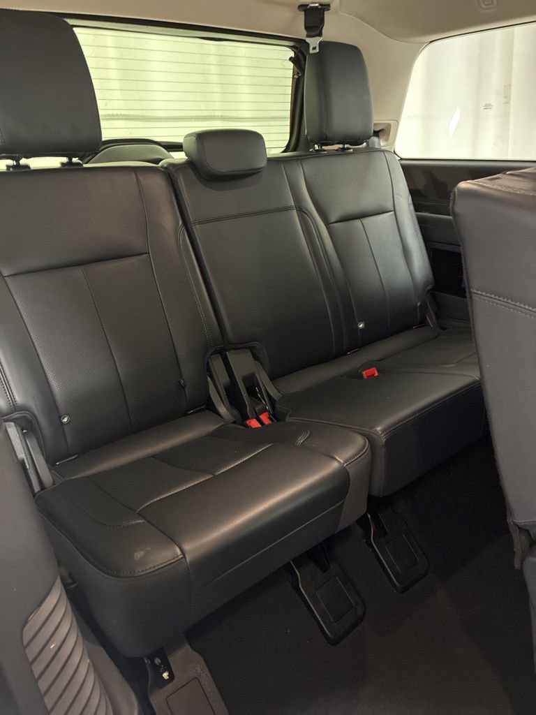 Used 2024 Ford Expedition XLT image 31