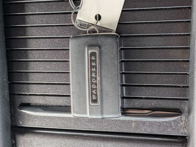 Used 2024 Jeep Wagoneer L 4WD image 31