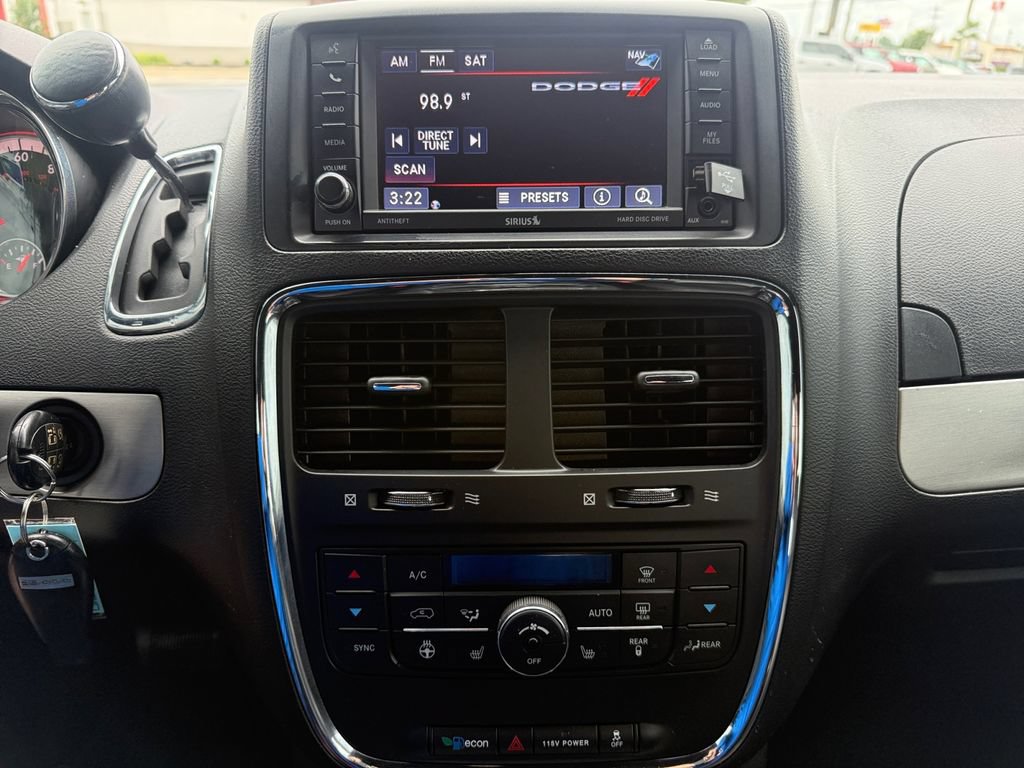 Used 2017 Dodge Grand Caravan GT FWD image 23