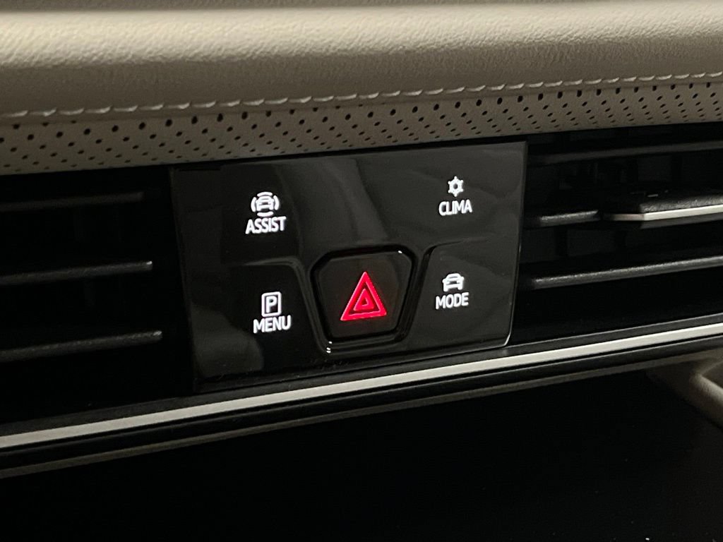 New 2026 Volkswagen Atlas SE AWD/4WD image 13