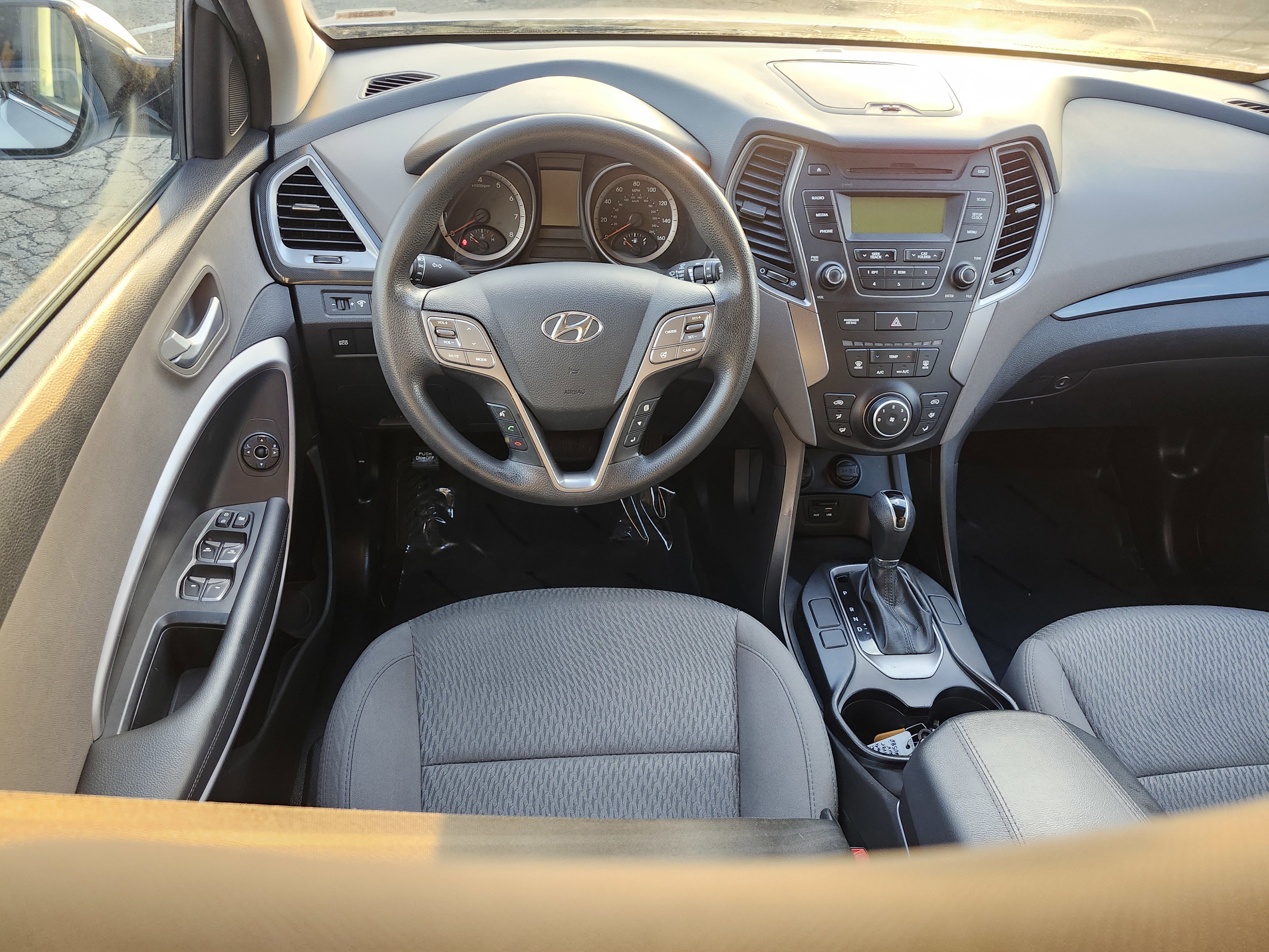 Used 2015 Hyundai Santa Fe Sport FWD image 23