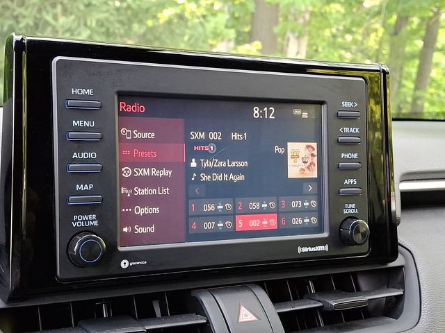 Used 2020 Toyota RAV4 LE w/ Carpet Mat Package FWD image 18