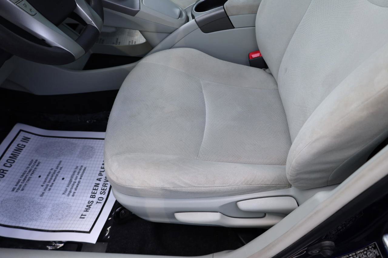 Used 2012 Toyota Prius Three FWD image 6
