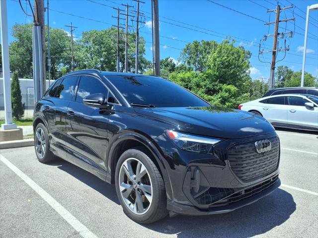Certified 2024 Audi Q4 e-tron Premium Plus w/ Premium Plus AWD/4WD image 1