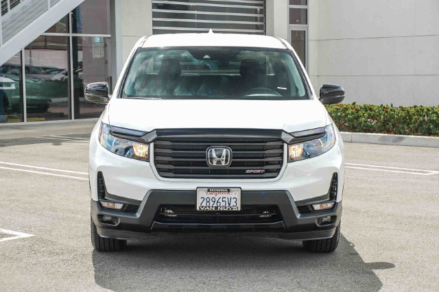Used 2023 Honda Ridgeline Sport image 2