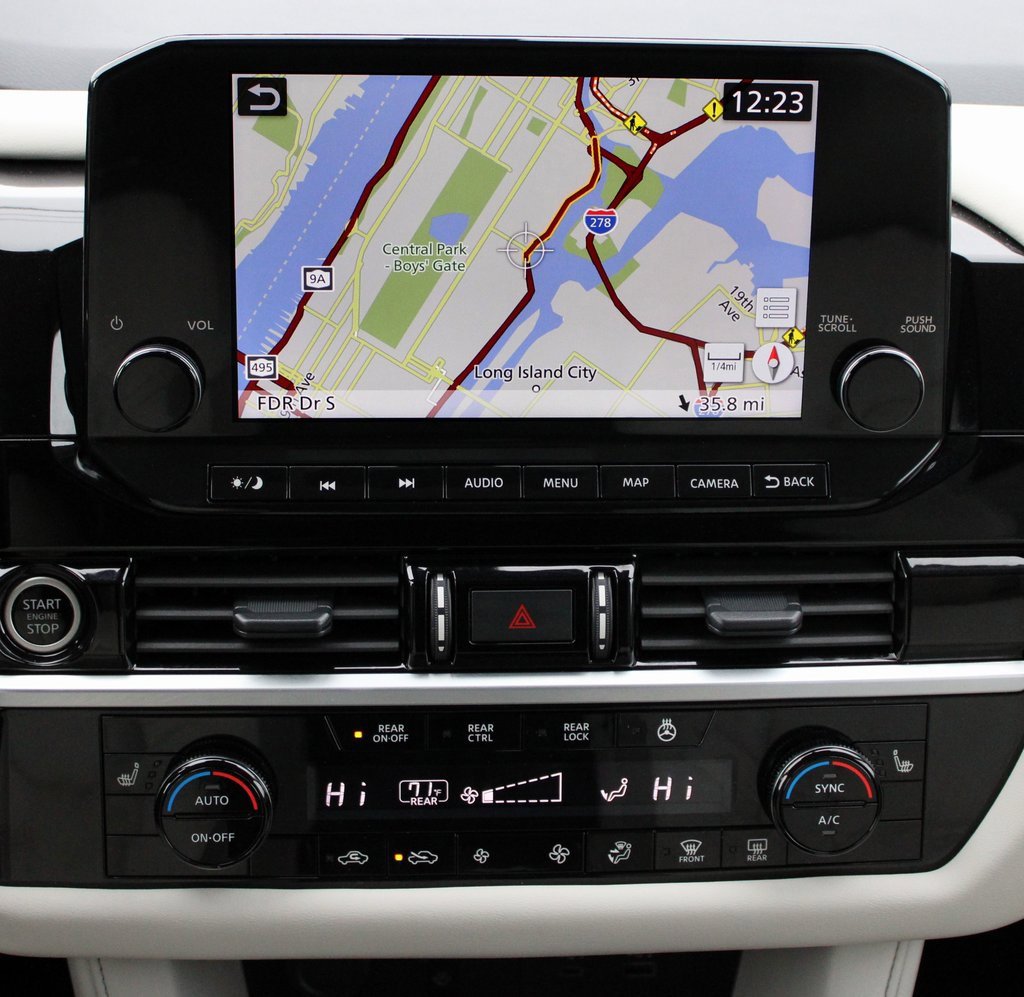 Certified 2024 Nissan Pathfinder SL image 41