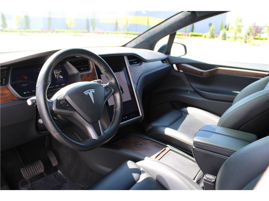 Used 2018 Tesla Model X 75D AWD/4WD image 9