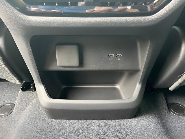 New 2026 Chevrolet Silverado EV LT AWD/4WD image 29