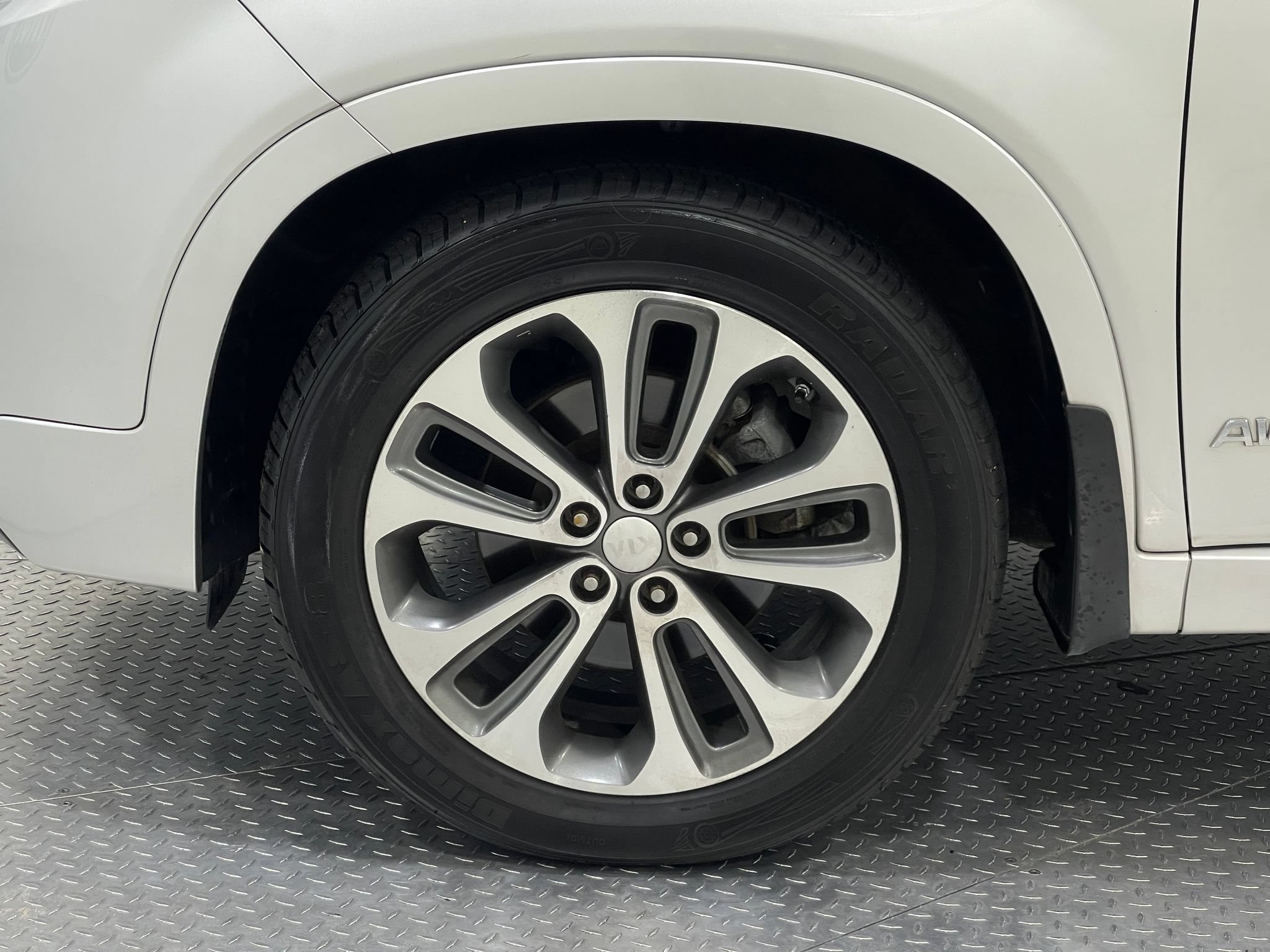 Used 2014 Kia Sorento SX w/ 3rd Row Package AWD/4WD image 35
