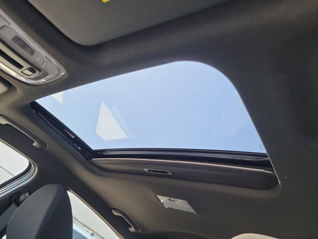 New 2026 Hyundai Elantra SEL Sport Premium image 16