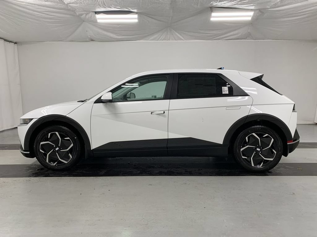 Used 2024 Hyundai Ioniq 5 SEL AWD/4WD image 5