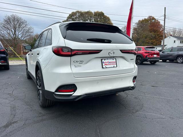Certified 2025 MAZDA CX-70 Plug-In Hybrid w/ Premium Pkg image 5
