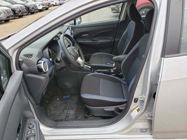 New 2025 Nissan Versa SV w/ Trunk Package FWD image 11