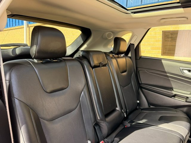 Used 2021 Ford Edge Titanium w/ Equipment Group 301A image 28