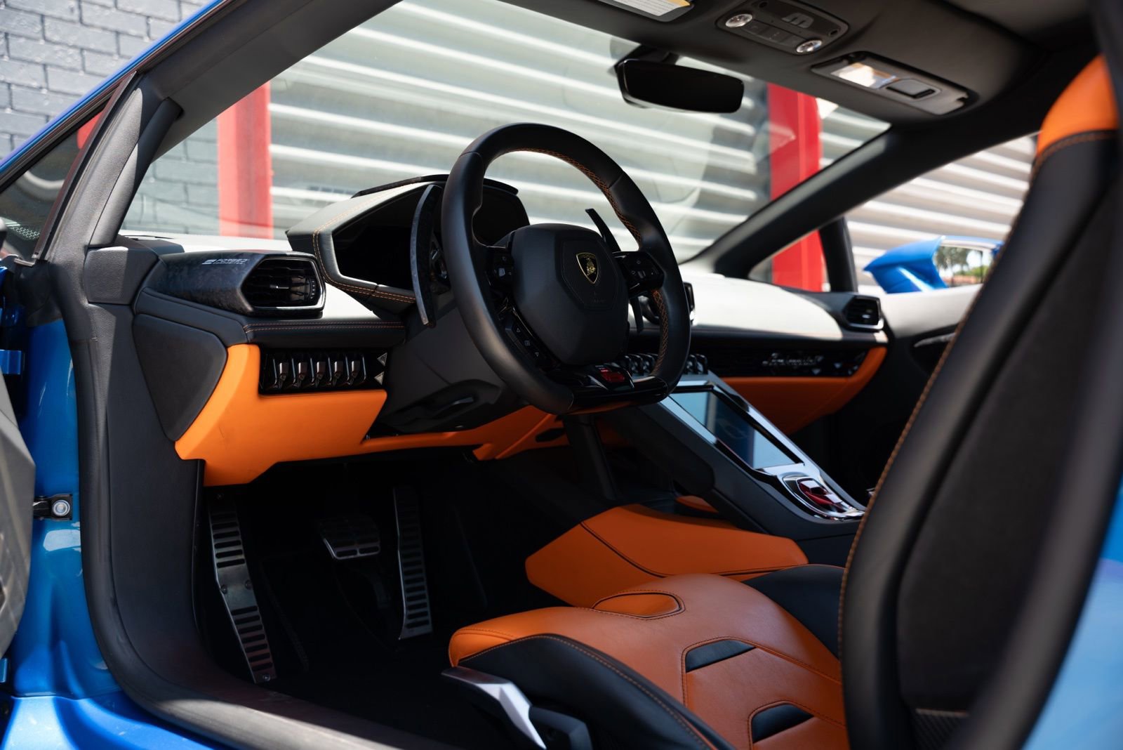 Used 2020 Lamborghini Huracan EVO RWD image 14