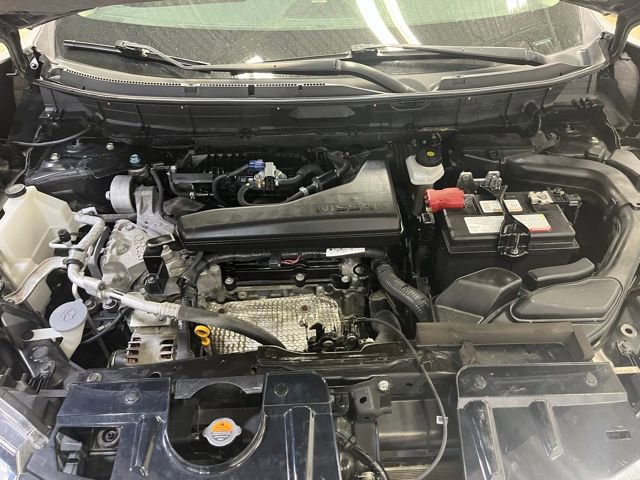 Used 2020 Nissan Rogue SL w/ Premium Package image 28