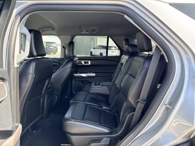 Used 2023 Ford Explorer XLT w/ Equipment Group 202A image 13