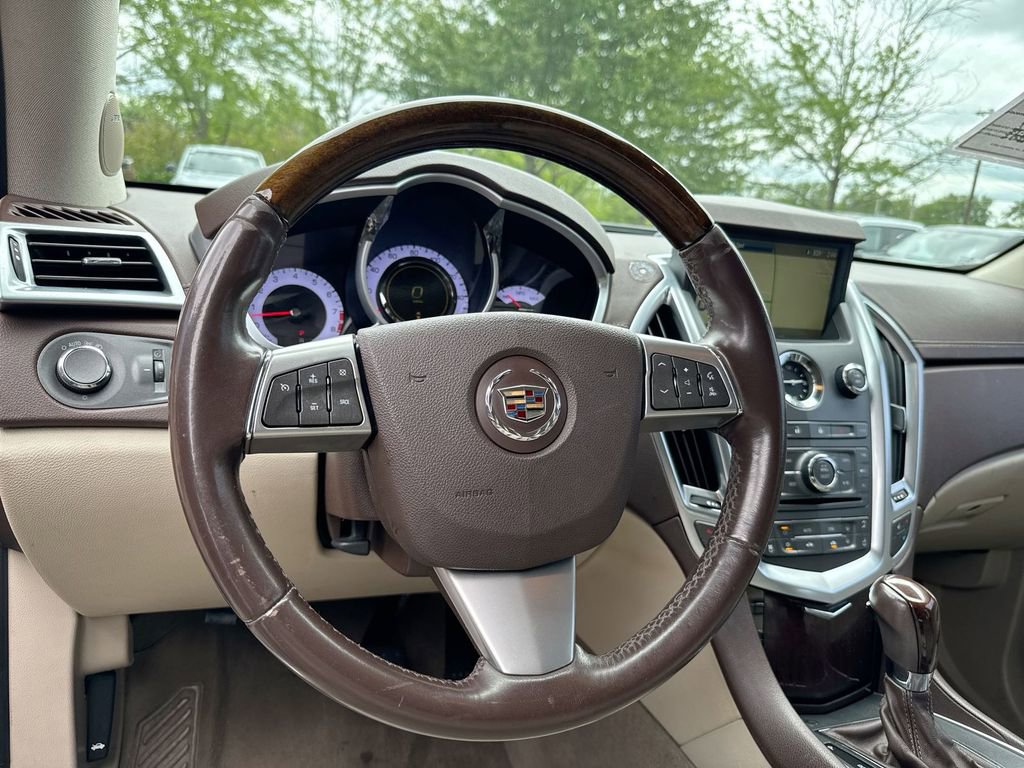 Used 2011 Cadillac SRX Luxury FWD image 11