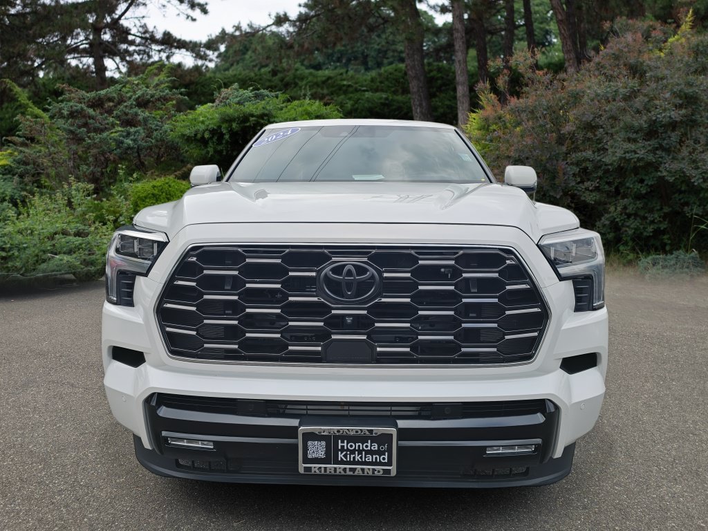 Used 2024 Toyota Sequoia Platinum AWD/4WD image 2