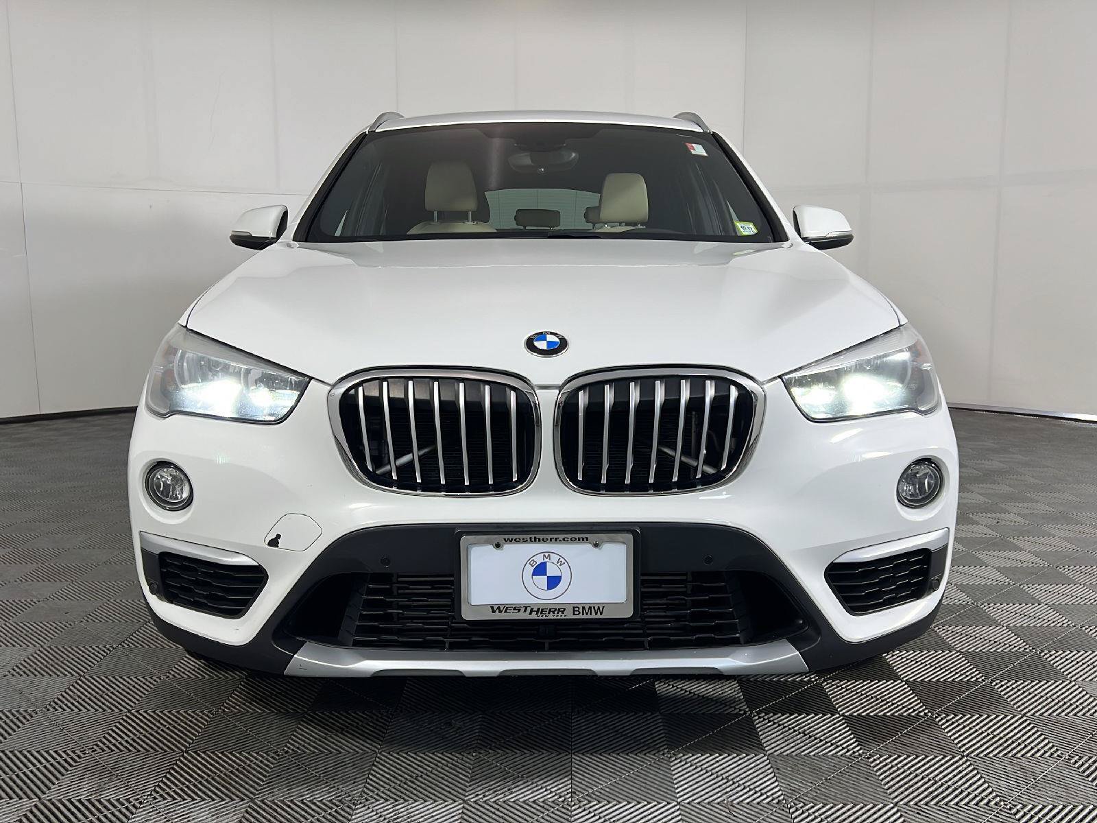 Used 2018 BMW X1 xDrive28i AWD/4WD image 13