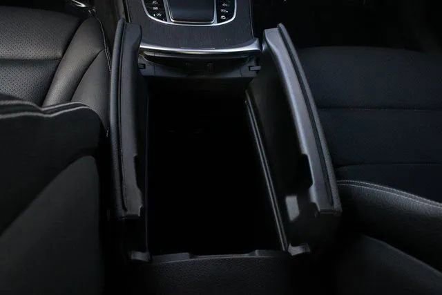 Used 2021 Mercedes-Benz GLC 300 4MATIC image 38