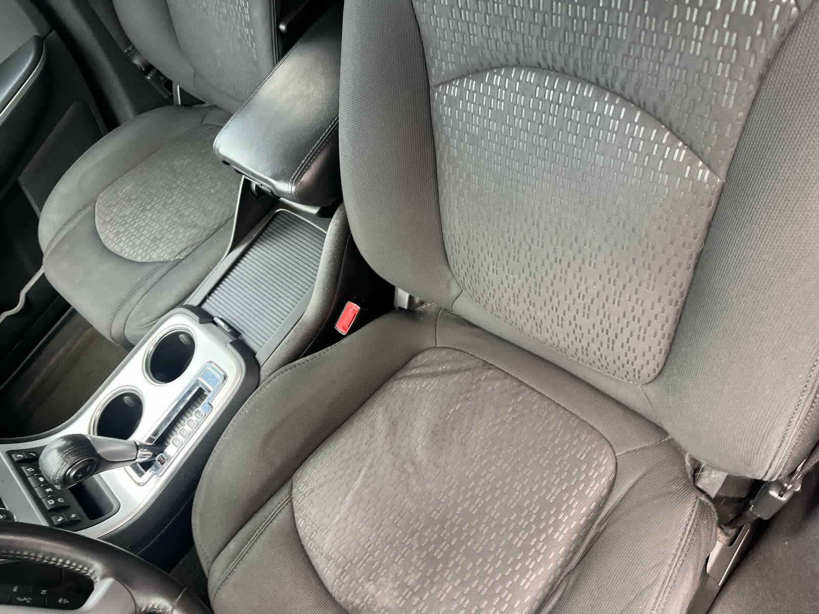 Used 2011 GMC Acadia SLE image 5