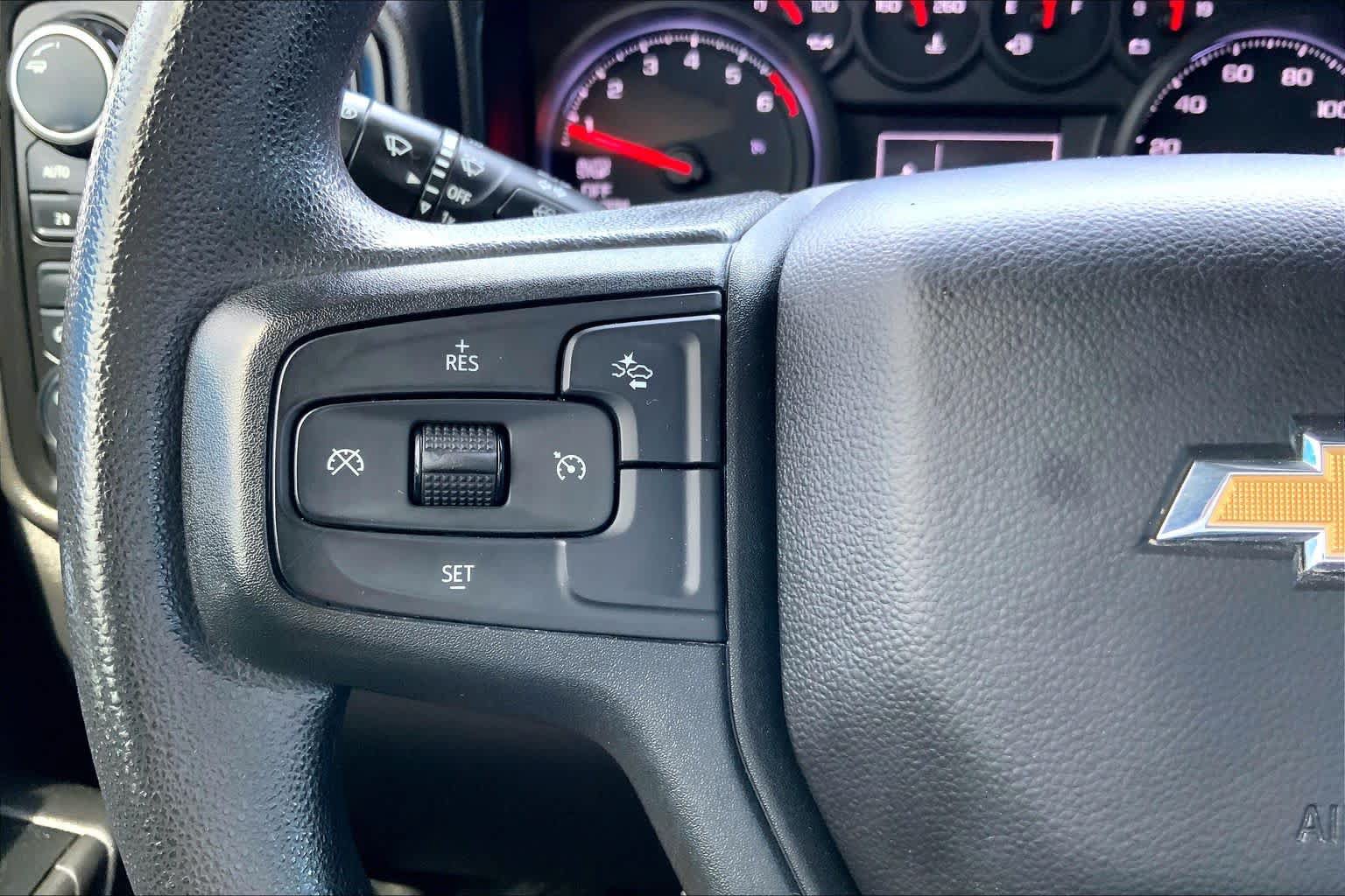 Certified 2022 Chevrolet Silverado 1500 Custom w/ LPO, Dark Essentials Package AWD/4WD image 24