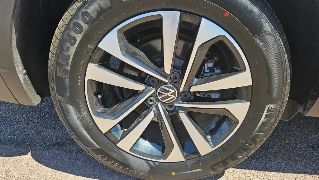 Used 2023 Volkswagen Tiguan S FWD image 16