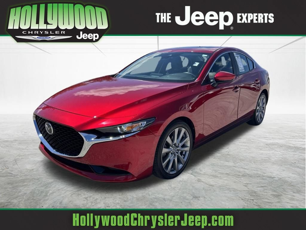 Used 2021 MAZDA MAZDA3 s FWD image 1