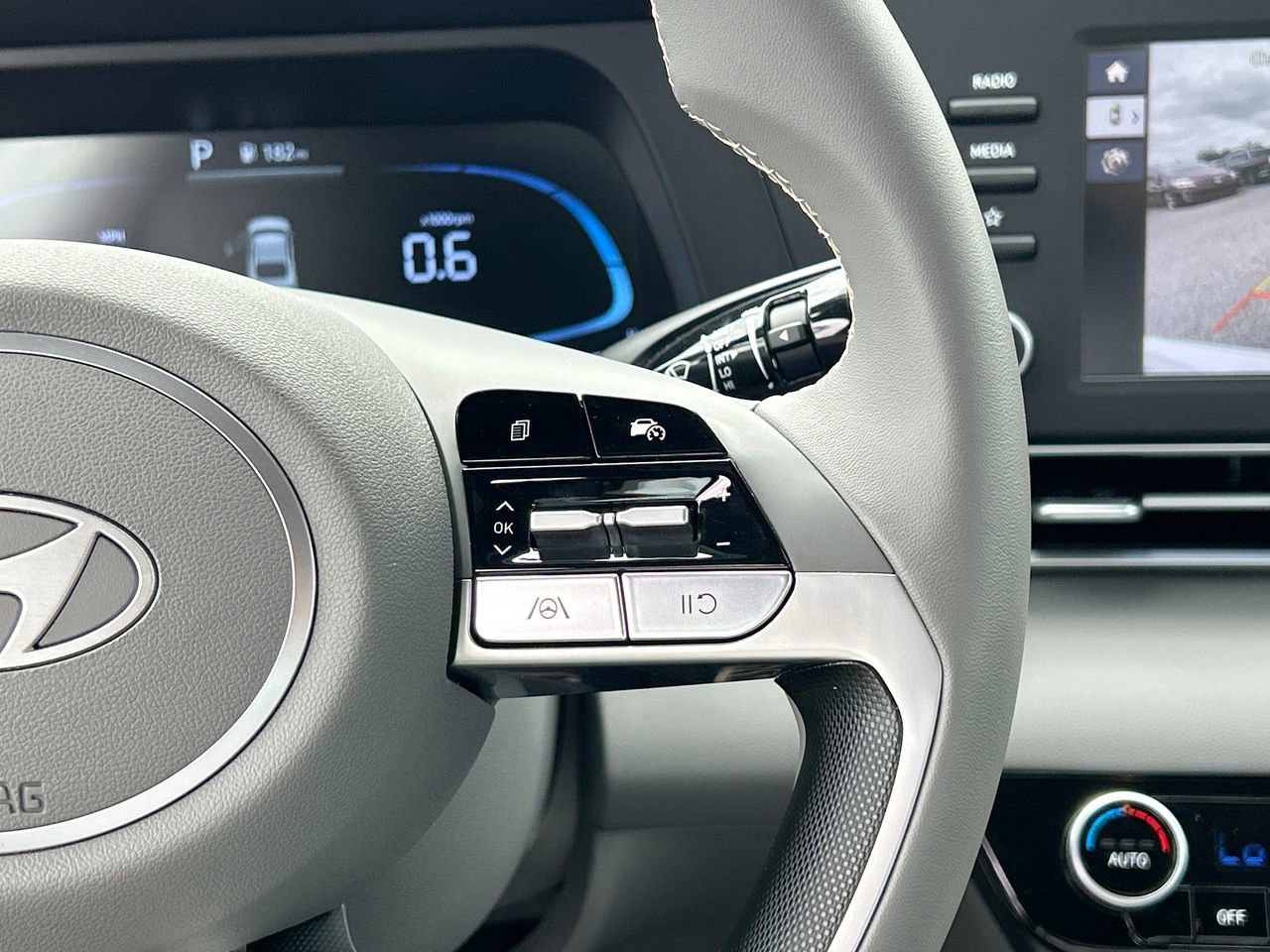 New 2026 Hyundai Elantra Sport FWD image 32