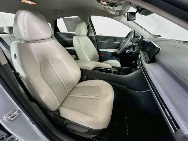 Certified 2024 Hyundai Sonata SEL AWD/4WD image 31