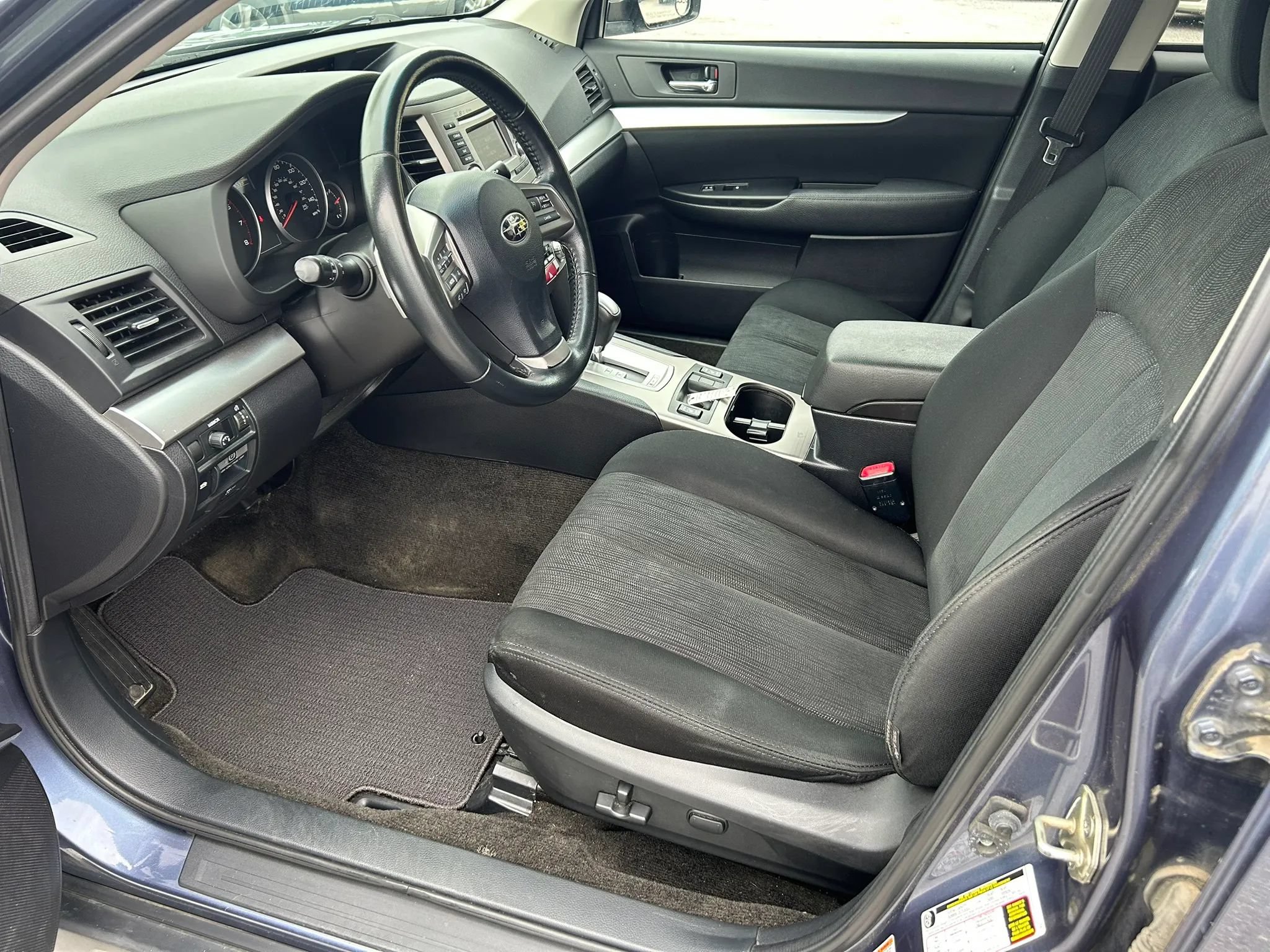 Used 2014 Subaru Outback 2.5i Premium w/ Popular Package #1B AWD/4WD image 16