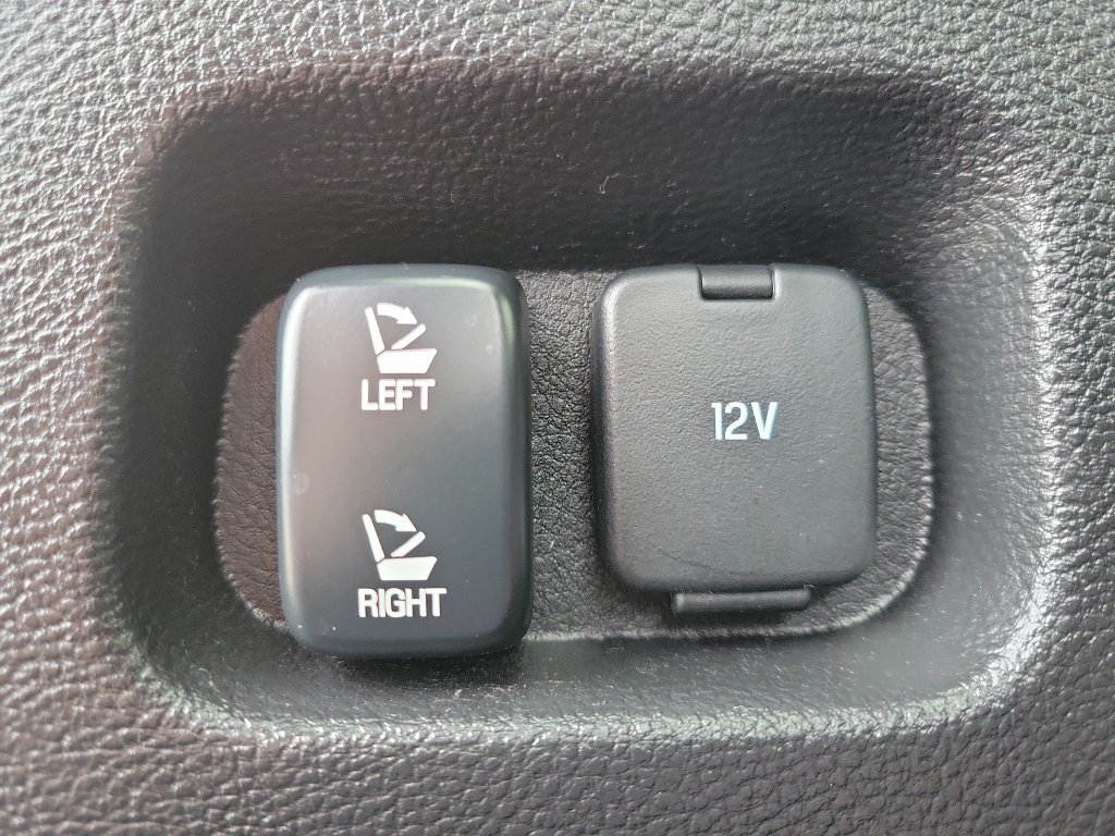 Certified 2024 Ford Edge ST w/ Equipment Group 401A AWD/4WD image 8